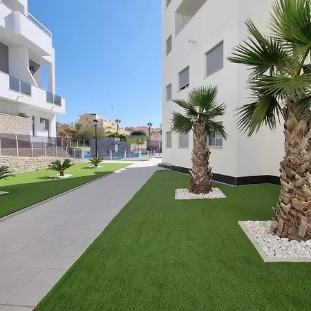 Modern 3 Bedroom 7 Guests Sun Golf *